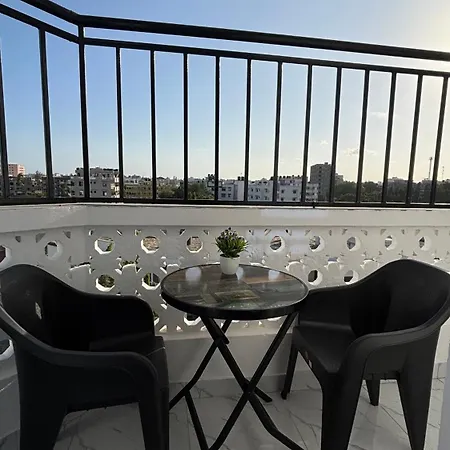 Elegant Retreat-stylish 1br Near Yorkshire شقة *